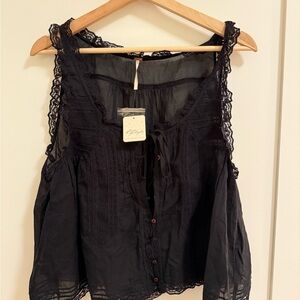 SOLDBlack Lace Detail Sleeveless Blouse